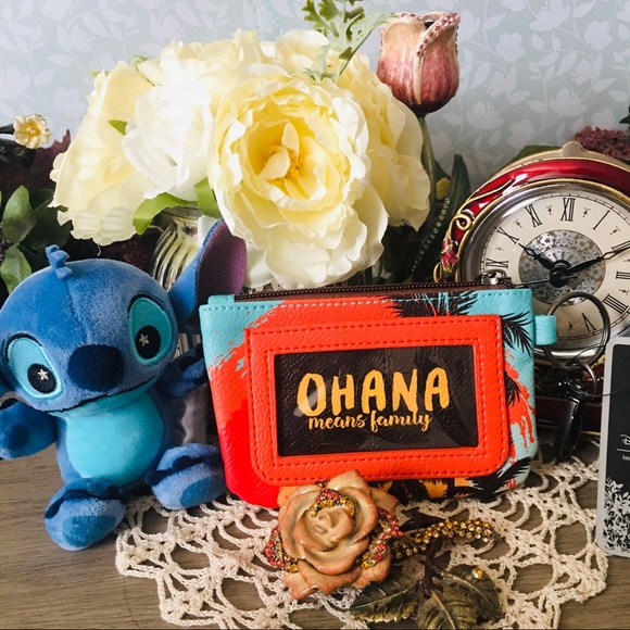 🚨1 DAY SALE Loungefly Stitch Key Ring ID Wallet - Picture 3 of 7